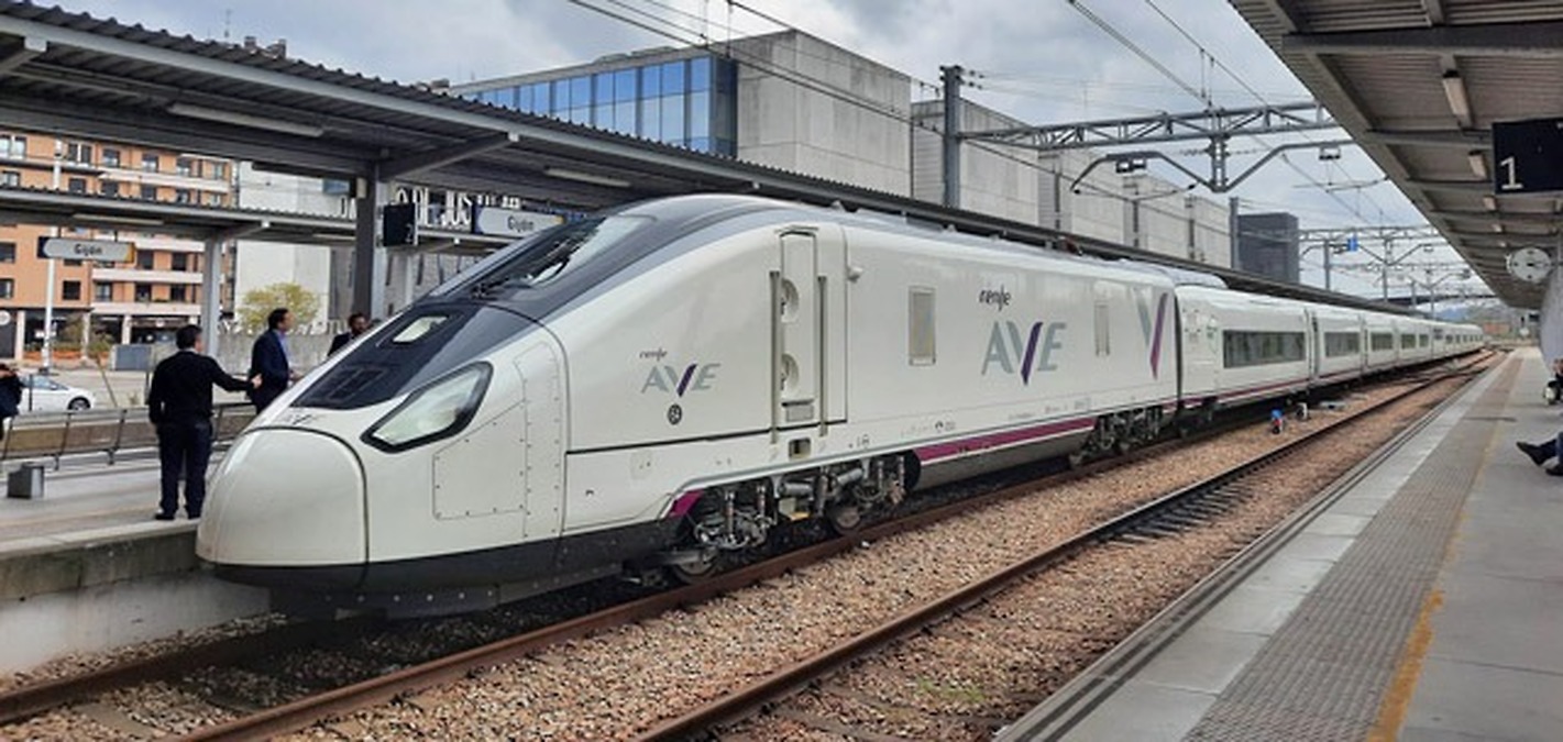 Renfe enhances high-speed services between Asturias and Madrid for Todos los Santos