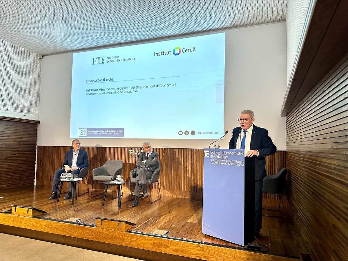Juli Fernández calls for public-private collaboration to ensure economic growth and social welfare