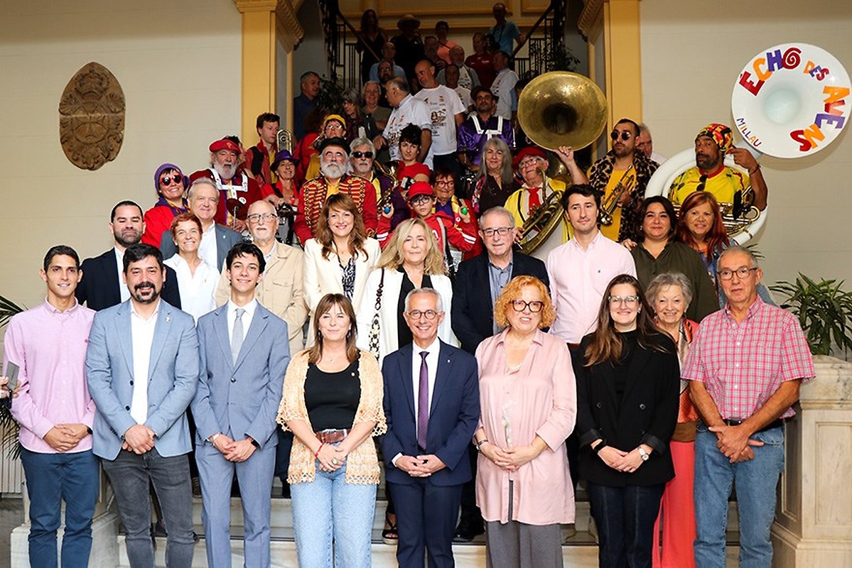 Delegation from Millau visits Sagunto town hall to celebrate twinning anniversary