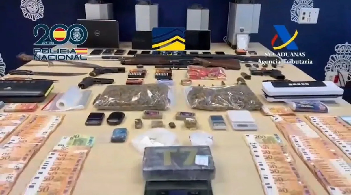 Ciberdelincuencia: desarticulan red que blanqueaba dinero a través de vino y maquinaria