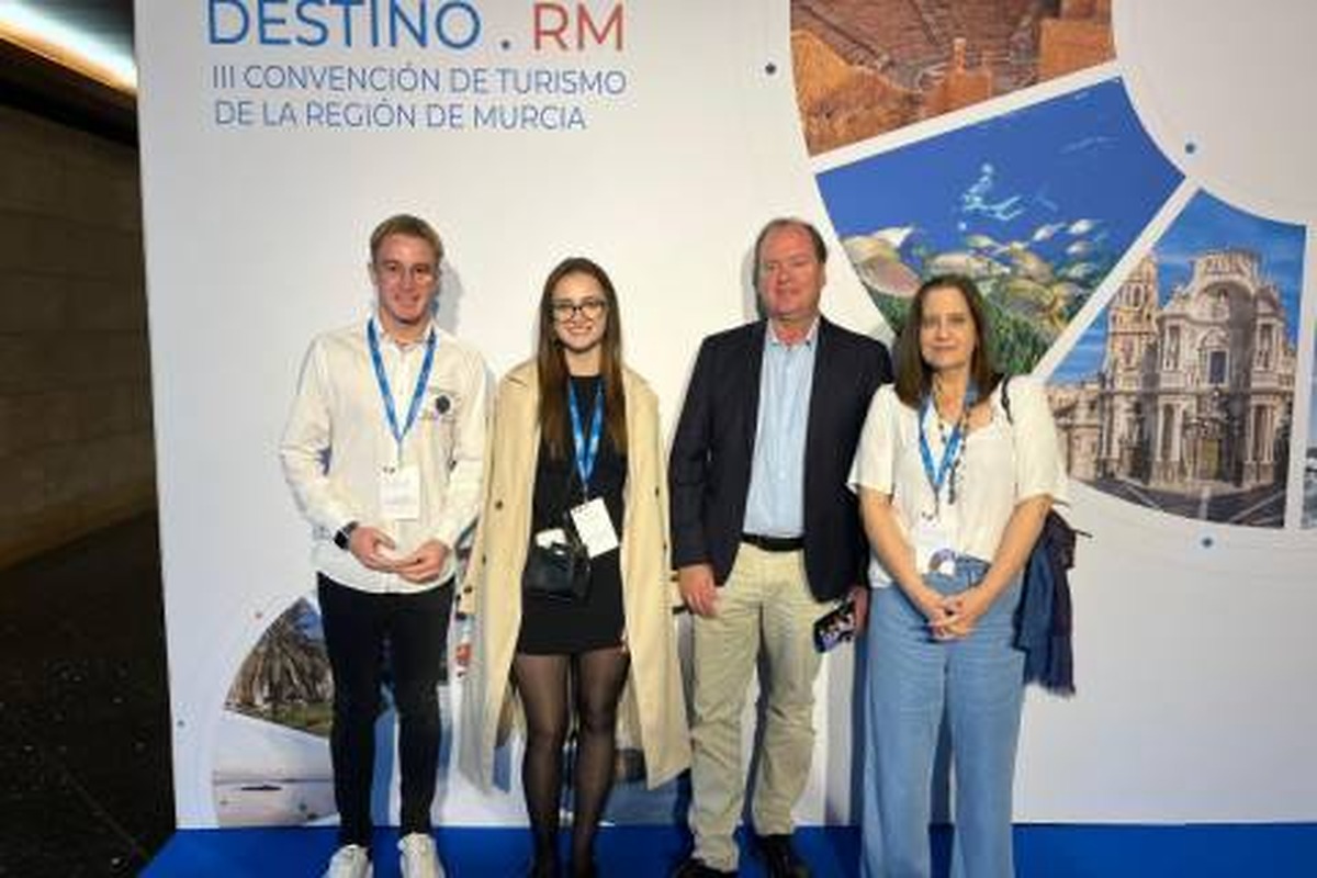 Tourism students explore new trends in the sector