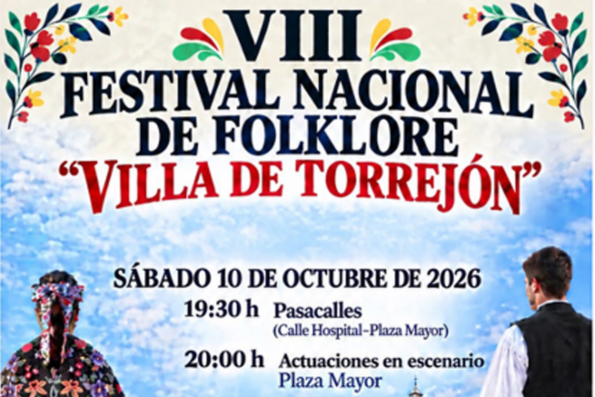Plaza Mayor hosts the VIII National Folklore Festival Villa de Torrejón