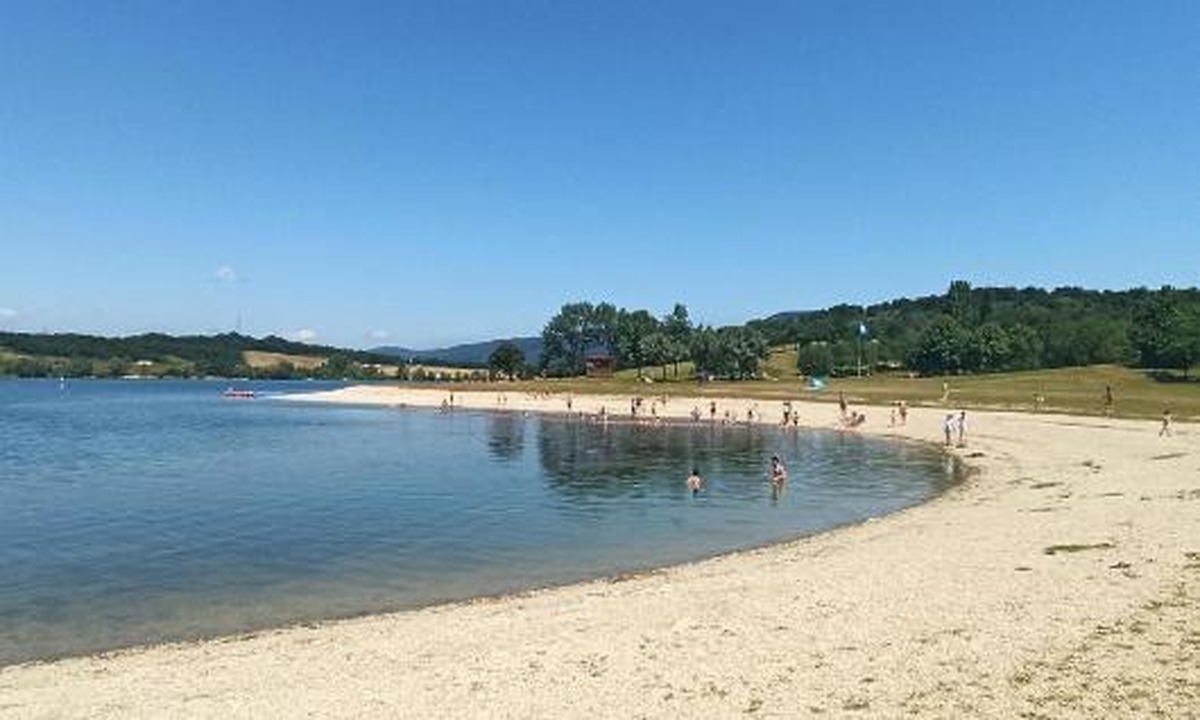 Álava's inland beaches see record visitor numbers in summer 2026